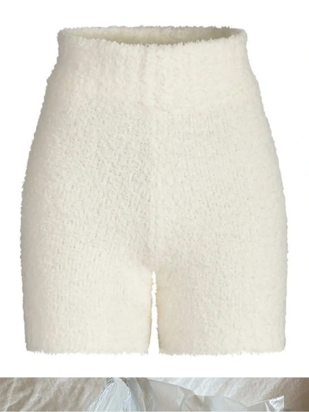 Skims Cozy Fuzzy Teddy Bear Cozy Shorts White S/M